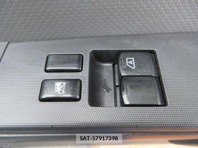Nissan NV150 AD 2021-04 7060067-5