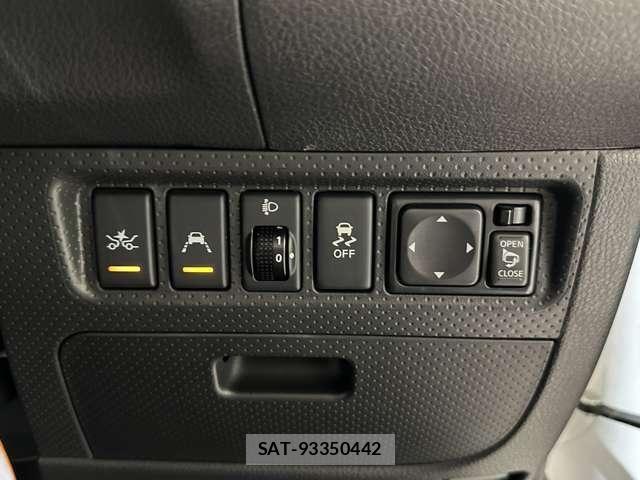 Nissan NV150 AD 2020-05 7329095-11