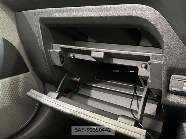 Nissan NV150 AD 2020-05 7329095-17