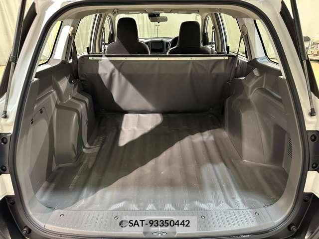 Nissan NV150 AD 2020-05 7329095-19