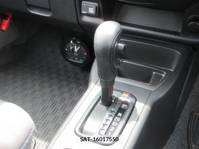 Nissan NV150 AD 2021-04 7618975-12