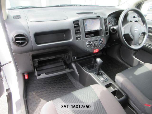 Nissan NV150 AD 2021-04 7618975-25