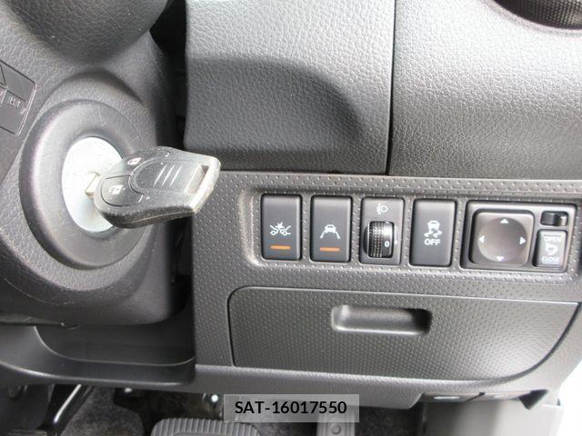 Nissan NV150 AD 2021-04 7618975-5