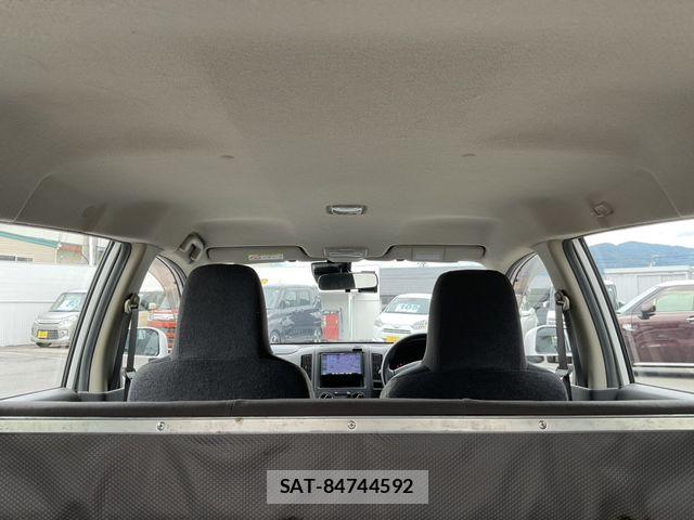 Nissan NV150 AD 2020-01 7618976-12