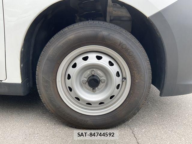 Nissan NV150 AD 2020-01 7618976-27