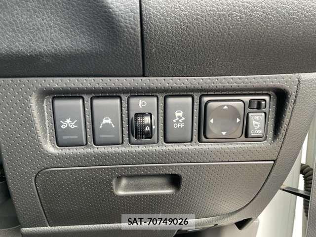 Nissan NV150 AD 2021-04 7787897-14