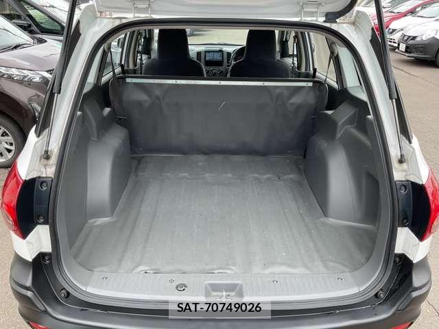 Nissan NV150 AD 2021-04 7787897-19