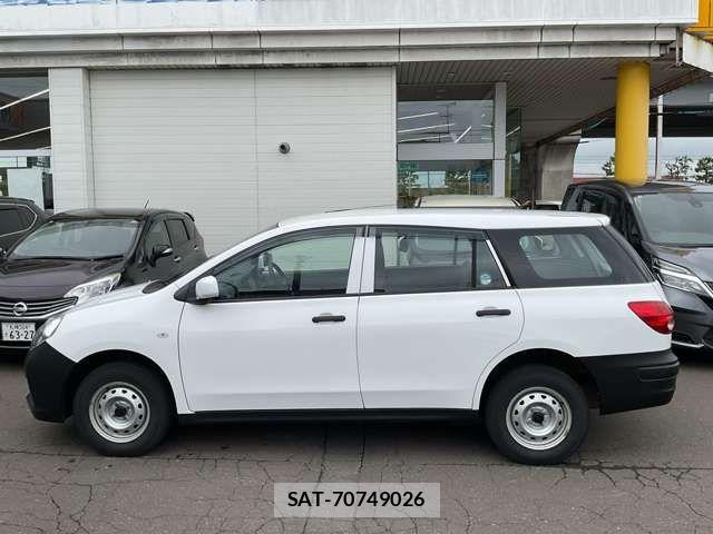 Nissan NV150 AD 2021-04 7787897-3