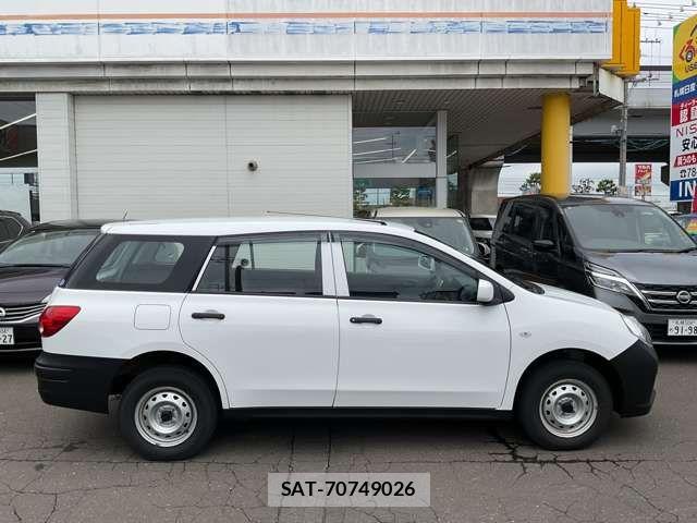 Nissan NV150 AD 2021-04 7787897-4