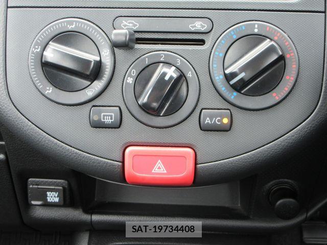 Nissan NV150 AD 2019-01 8100994-10