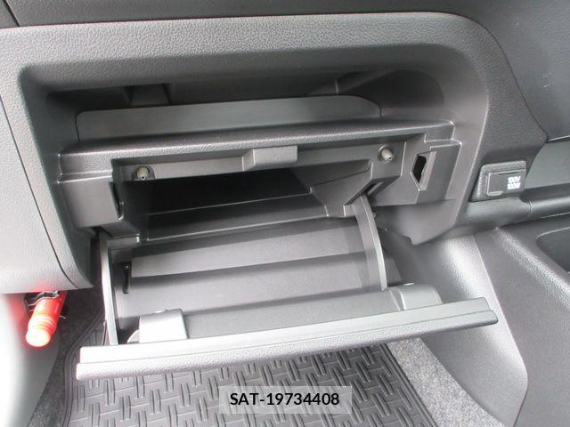 Nissan NV150 AD 2019-01 8100994-12