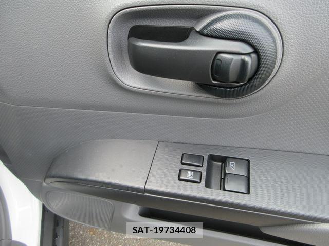 Nissan NV150 AD 2019-01 8100994-3