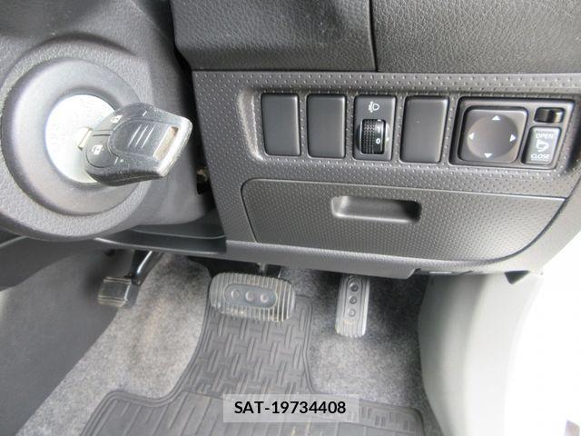 Nissan NV150 AD 2019-01 8100994-5