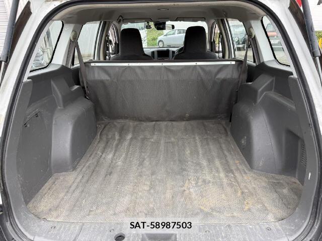 Nissan NV150 AD 2021-05 8101002-13