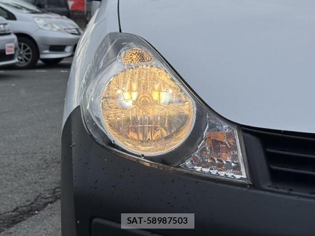 Nissan NV150 AD 2021-05 8101002-15