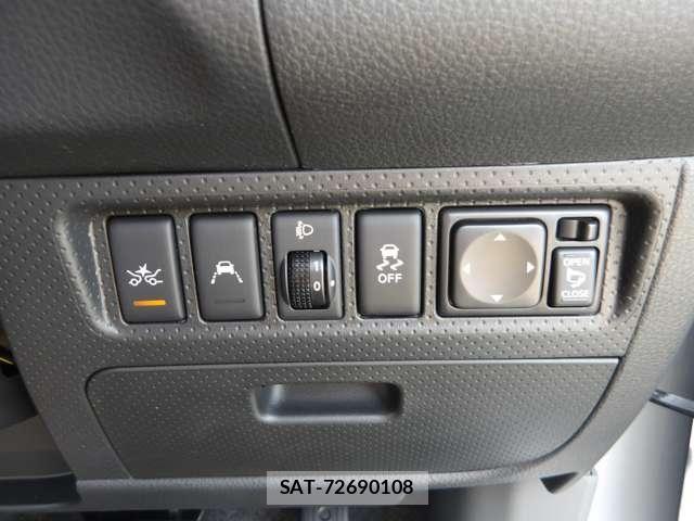 Nissan NV150 AD 2018-07 8316169-21