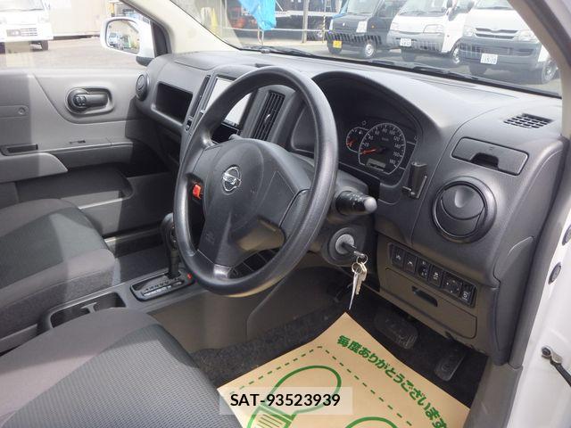 Nissan NV150 AD 2019-08 8781487-13