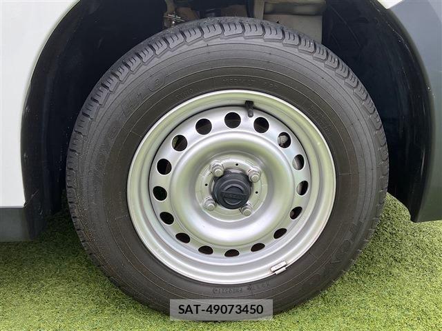 Nissan NV150 AD 2021-06 8850261-13