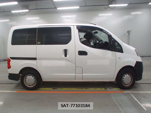 Nissan NV200 VANETTE WAGON 2020-01 1076931-2