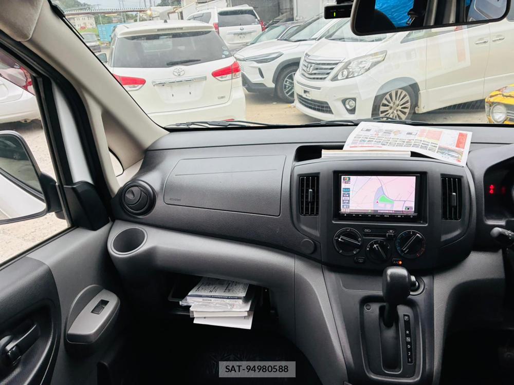 Nissan NV200 VANETTE WAGON 2020-07 8608069-17