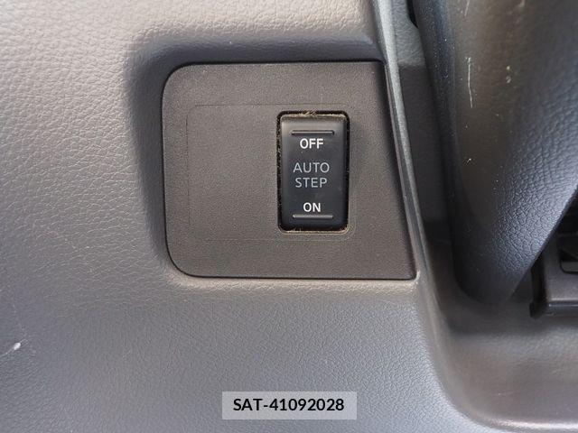 Nissan VANETTE VAN 2018-01 1414047-8