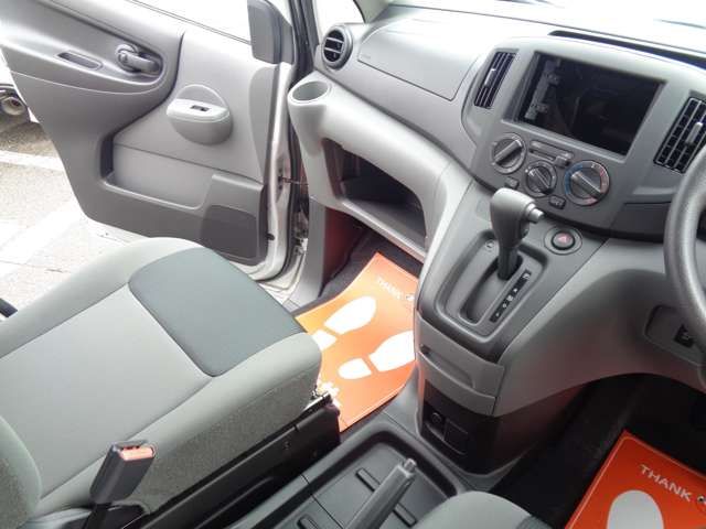 Nissan VANETTE VAN 2022-03 1464828-1