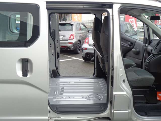 Nissan VANETTE VAN 2022-03 1464828-7