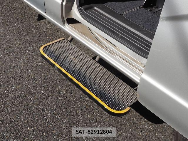 Nissan VANETTE VAN 2019-04 2003361-12