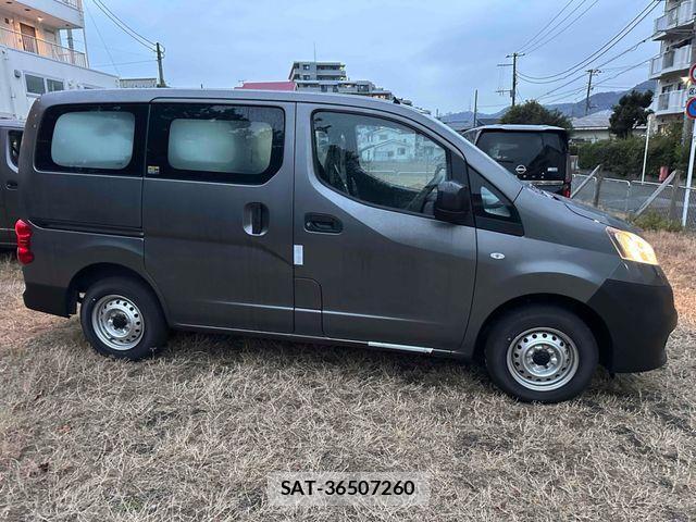 Nissan VANETTE VAN 2021-11 2213379-1
