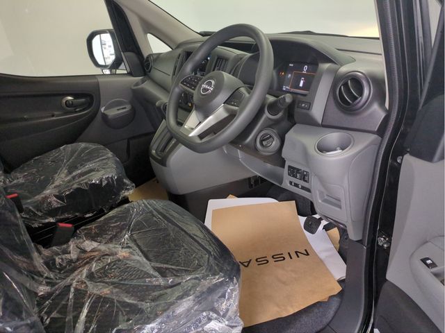 Nissan VANETTE VAN 2026-01 3678994-24