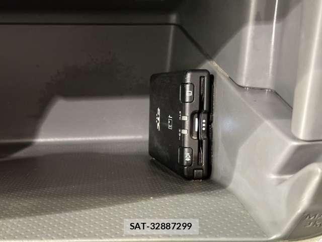 Nissan VANETTE VAN 2021-04 8037404-23
