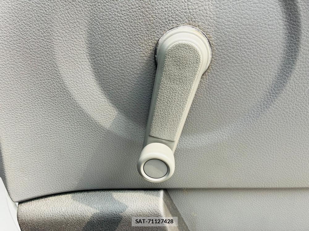 Nissan VANETTE VAN 2020-04 7718211-21