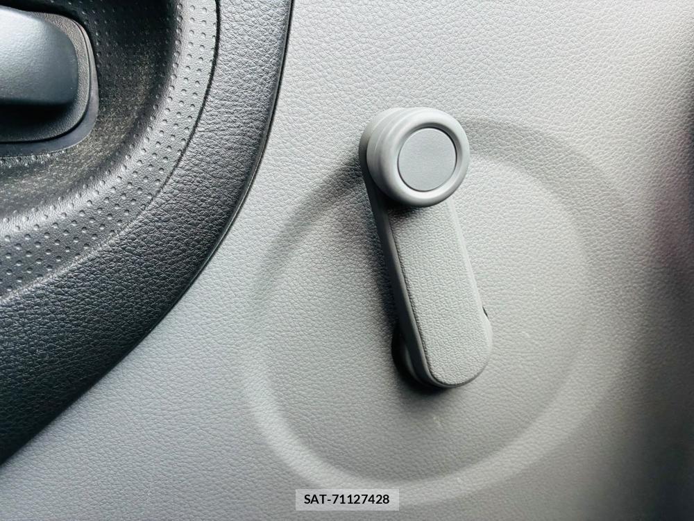 Nissan VANETTE VAN 2020-04 7718211-23