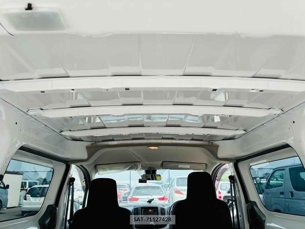 Nissan VANETTE VAN 2020-04 7718211-24