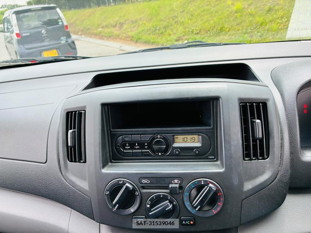 Nissan VANETTE VAN 2020-04 8156573-17