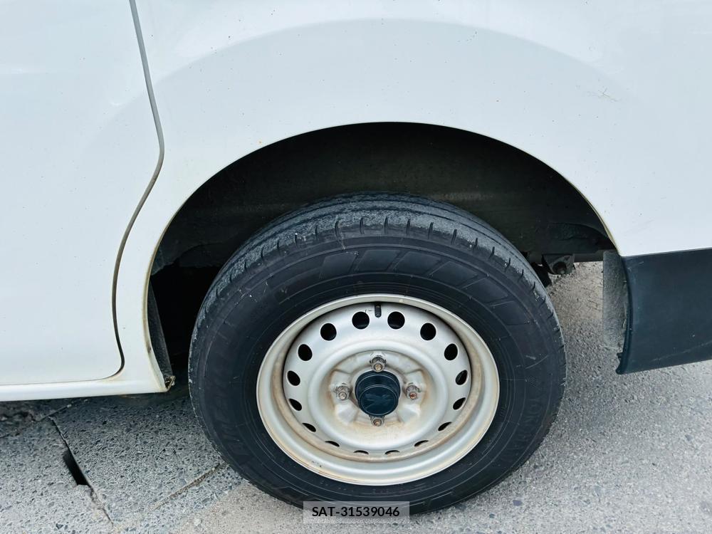 Nissan VANETTE VAN 2020-04 8156573-27
