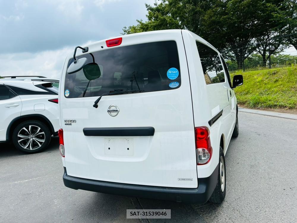 Nissan VANETTE VAN 2020-04 8156573-4