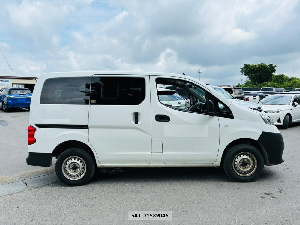 Nissan VANETTE VAN 2020-04 8156573-5