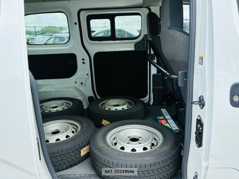 Nissan VANETTE VAN 2020-04 8156573-8