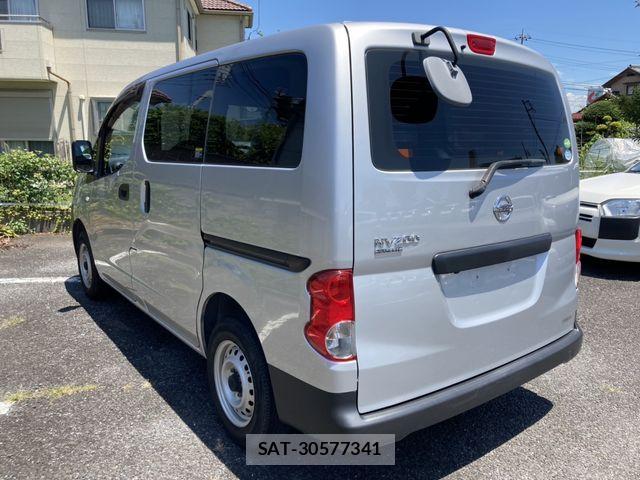 Nissan VANETTE VAN 2015-07 8209350-6