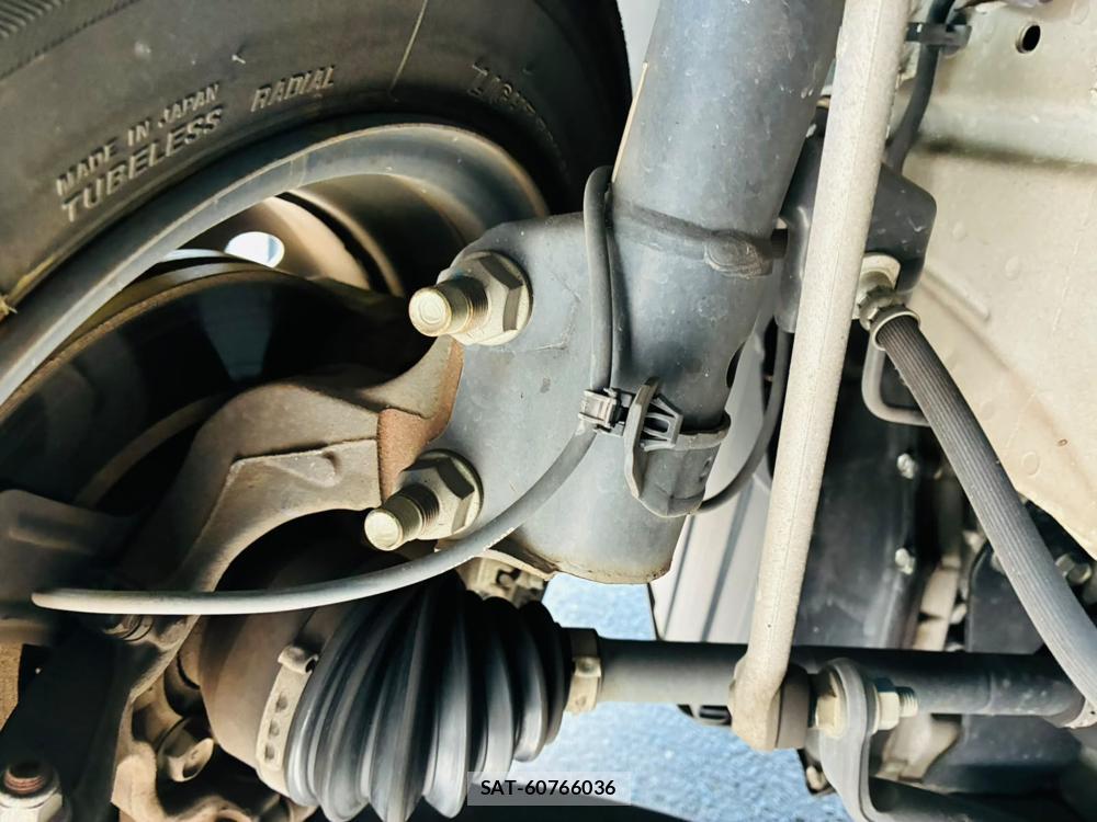 Nissan VANETTE VAN 2019-07 8483664-32
