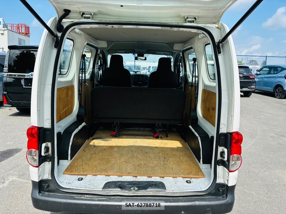 Nissan VANETTE VAN 2021-08 8768903-23
