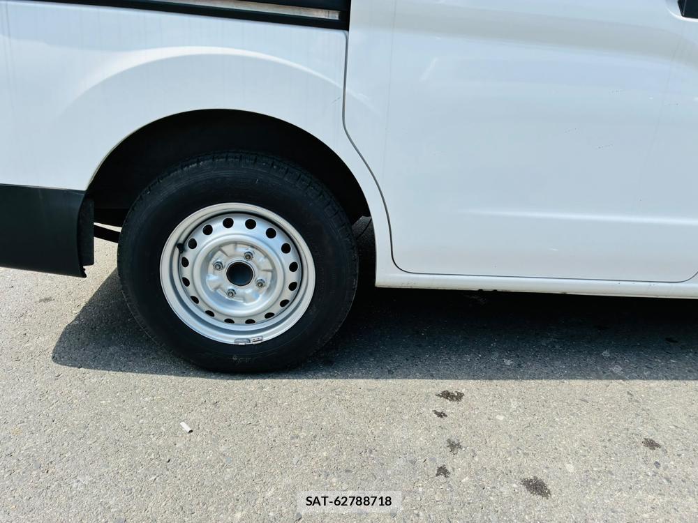 Nissan VANETTE VAN 2021-08 8768903-25
