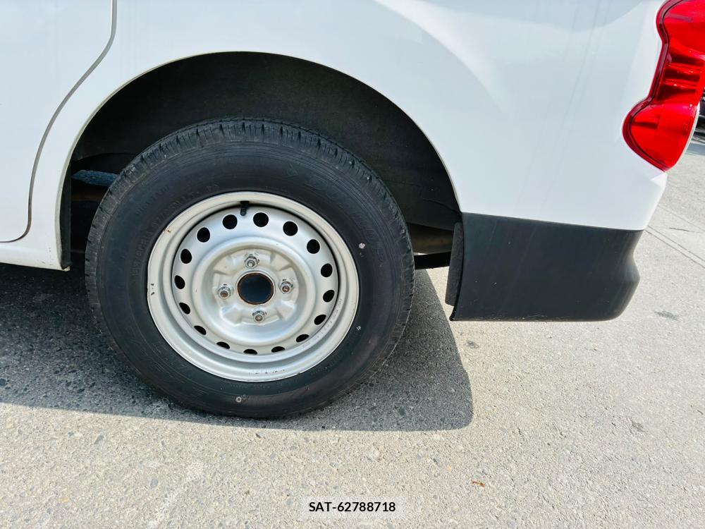 Nissan VANETTE VAN 2021-08 8768903-28