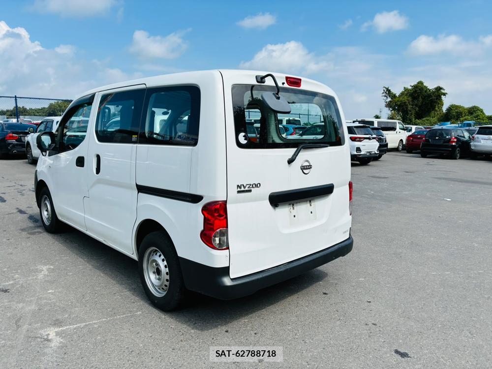 Nissan VANETTE VAN 2021-08 8768903-2