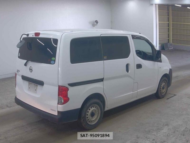 Nissan  2020-08 8937849-1