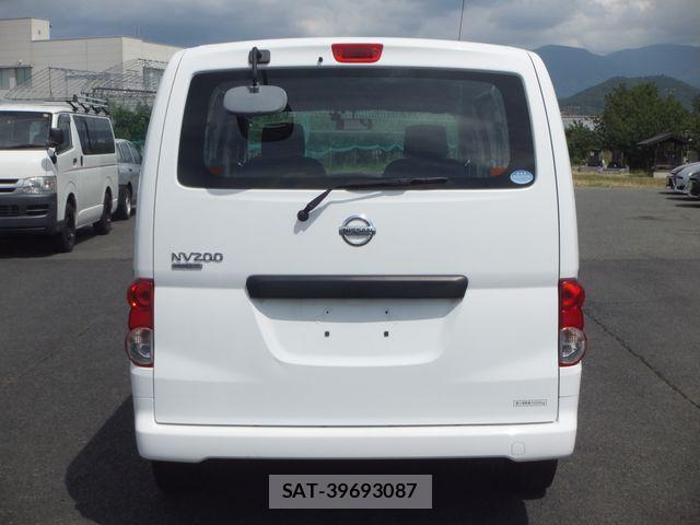 Nissan VANETTE VAN 2018-06 8075011-7