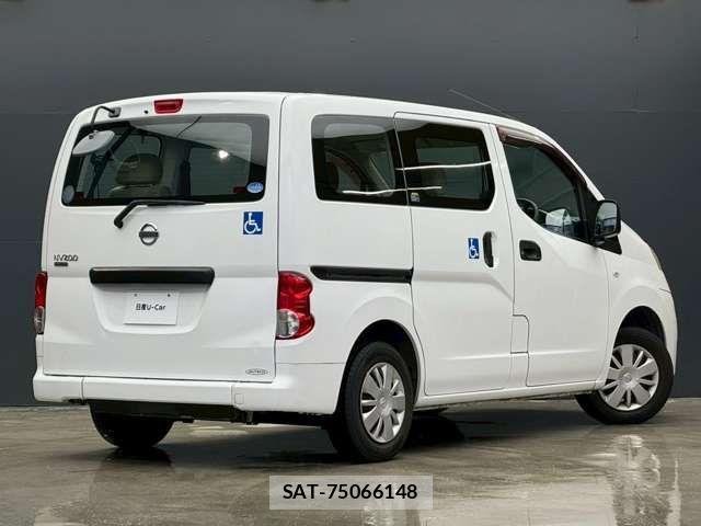 Nissan NV200 VANETTE WAGON 2012-03 7216355-1