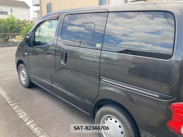 Nissan NV200 VANETTE WAGON 2017-03 8367926-2