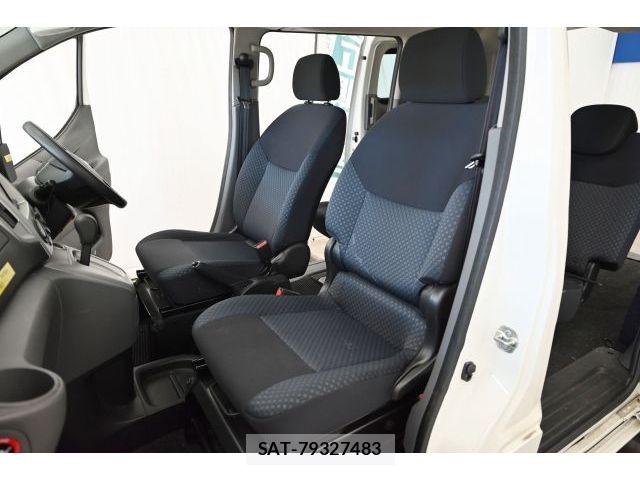 Nissan NV200 VANETTE WAGON 2018-06 8526410-10